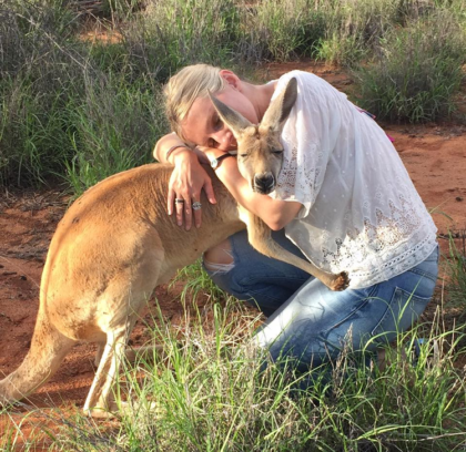 Grateful Kangaroo Hugs Her Rescuers Every Day Since They Saved Her ...