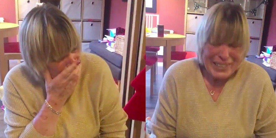 Mom who Sold Engagement Ring to Pay Bills Gets Surprise from Daughter