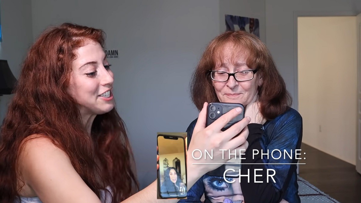 Mom with Alzheimer's gets surprise call from her idol Cher