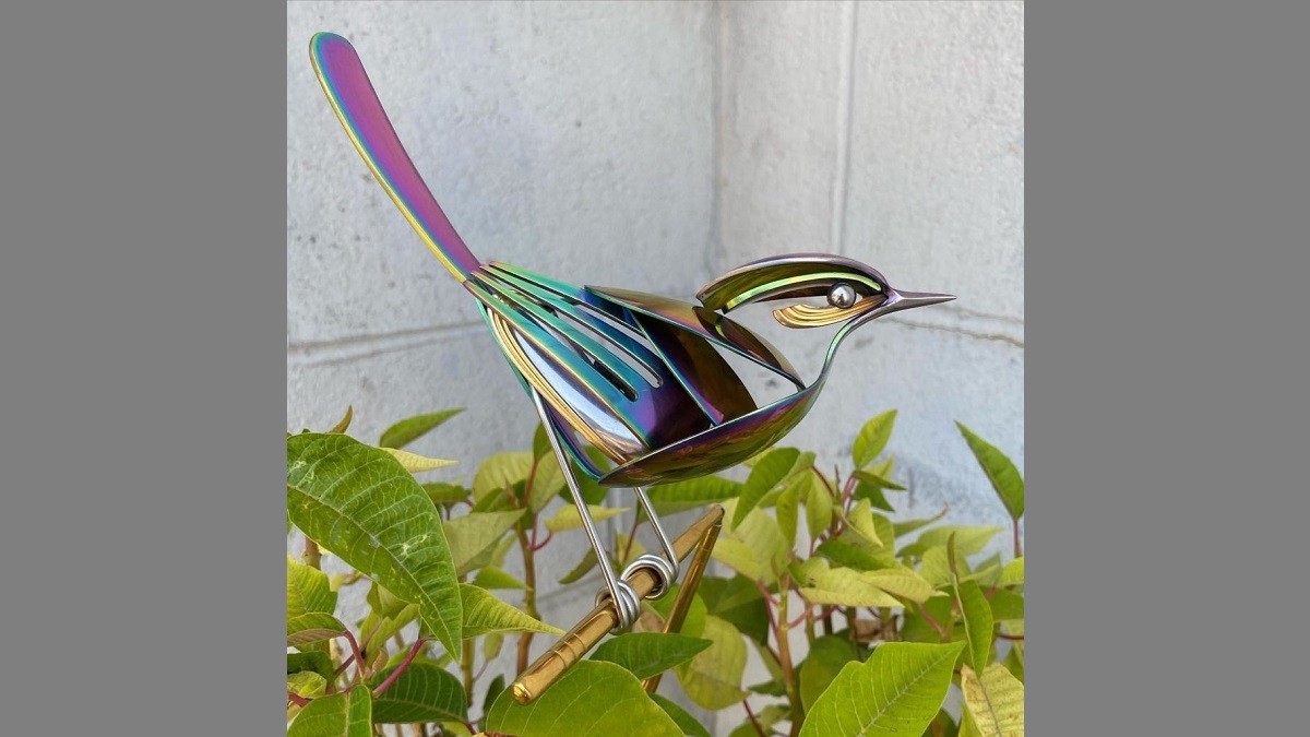 Artist Creates Stunning Animal Sculptures from Old Silverware