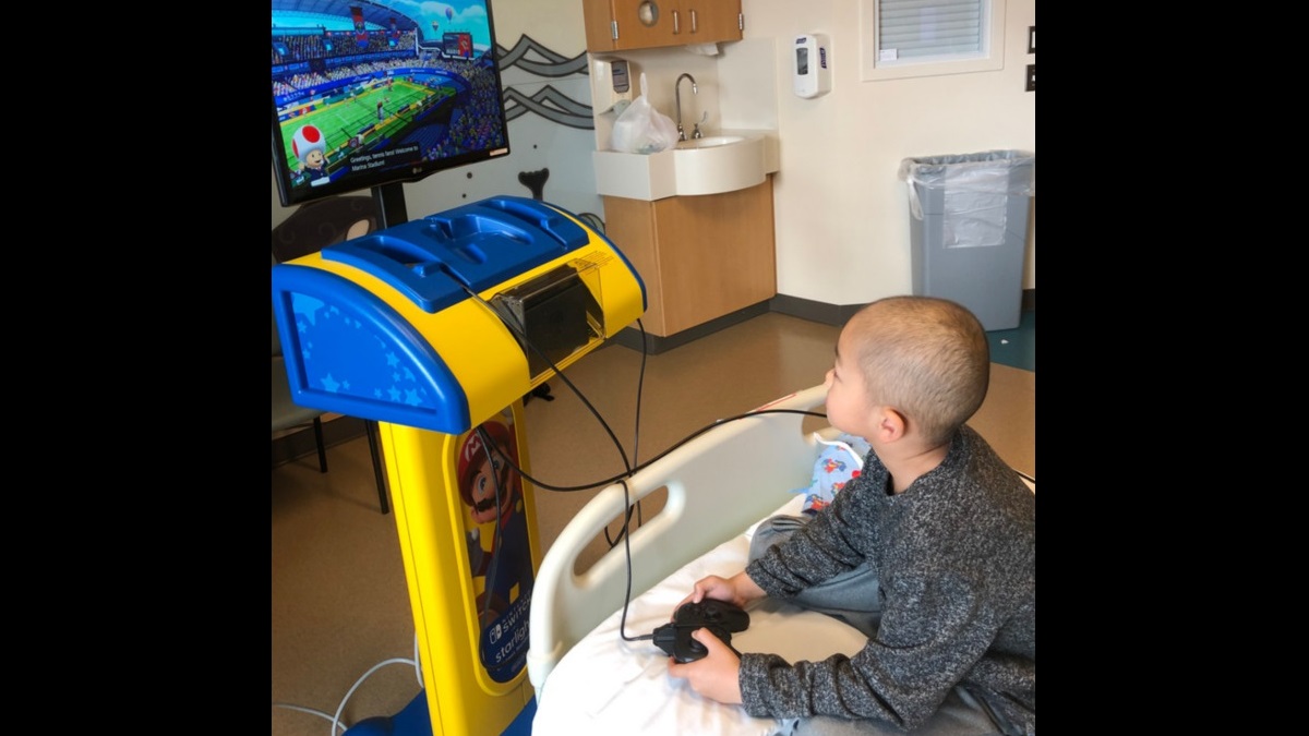 Nintendo and Starlight Create Gaming Consoles for Hospitalized Kids