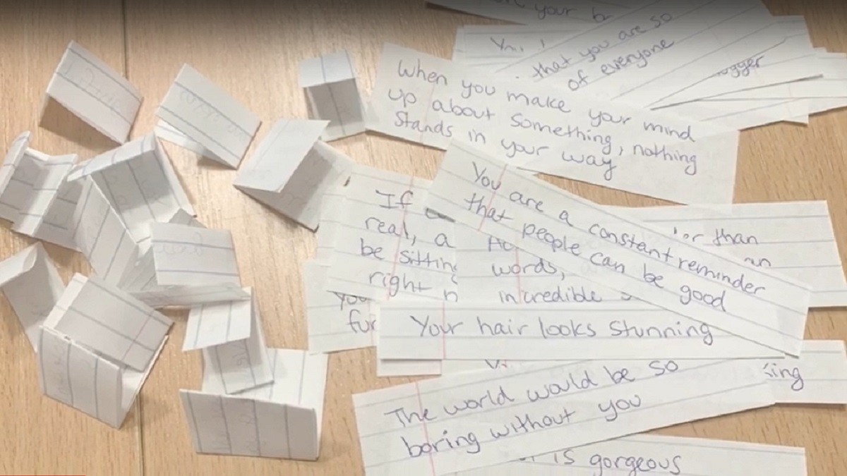 Woman Gifts Jars Filled with Handwritten Compliments to Brighten Friends' Days