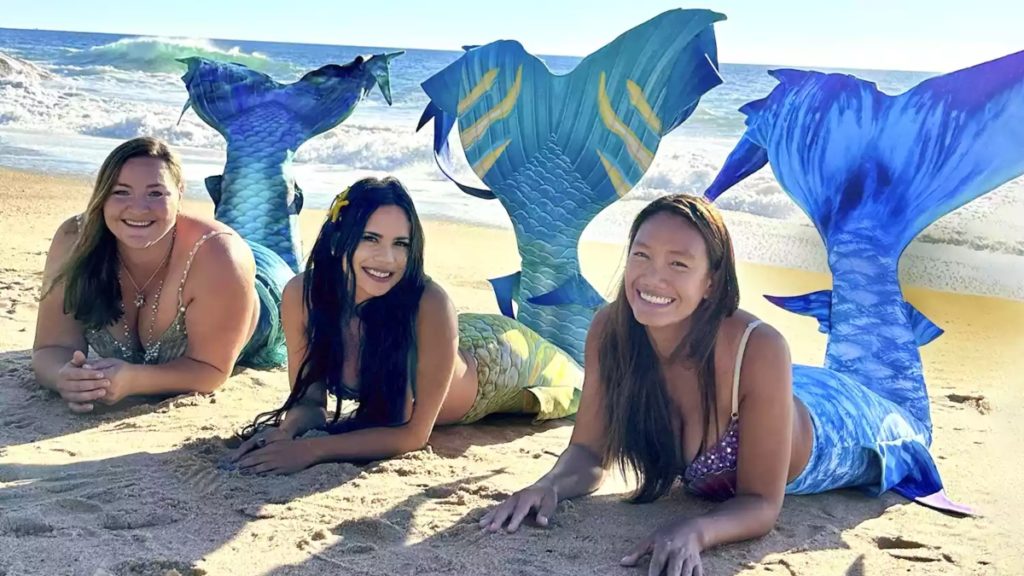 Real-Life Mermaids Save 73-Year-Old Scuba Diver From Drowning [Video ...