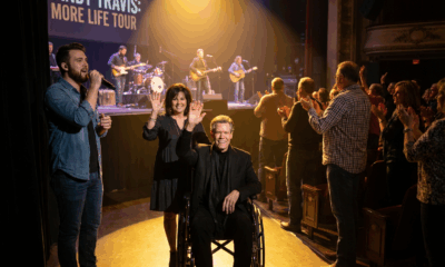 Randy Travis Shines With Inspiring Comeback Tour